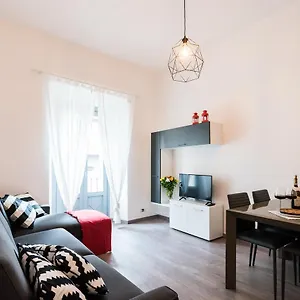 Appartement & Modern By Rent, Côme